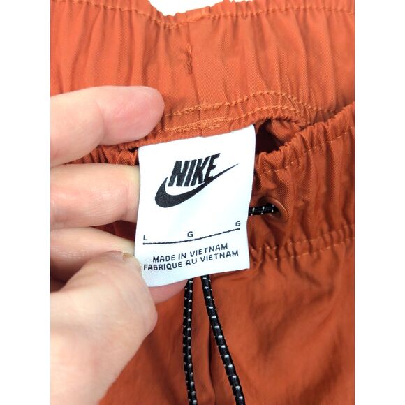 NIKE Nylon Cargo Shorts Sporty Athletic Wide Leg Pumpkin Spice Quick Dry Large - Picture 6 of 8
